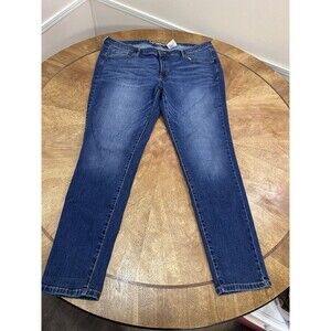 Liz Claiborne Women Blue Straight Leg Size 20 Distressed Denim Plus Jeans